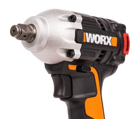 Гайковерт аккумуляторный WORX WX272 20В, БЕСЩЕТОЧНЫЙ, 2АЧ X2, КЕЙС