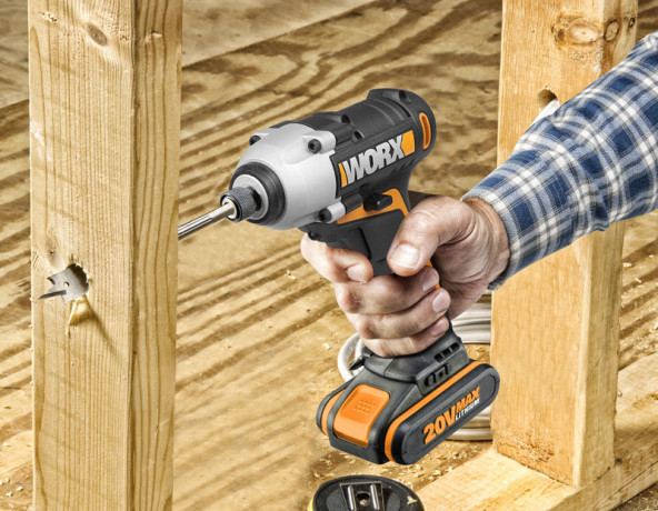 Винтоверт WORX WX290.1, 20v, 107 Нм, в комплекте АКБ 2 А·ч и ЗУ, кейс (аккумуляторный)